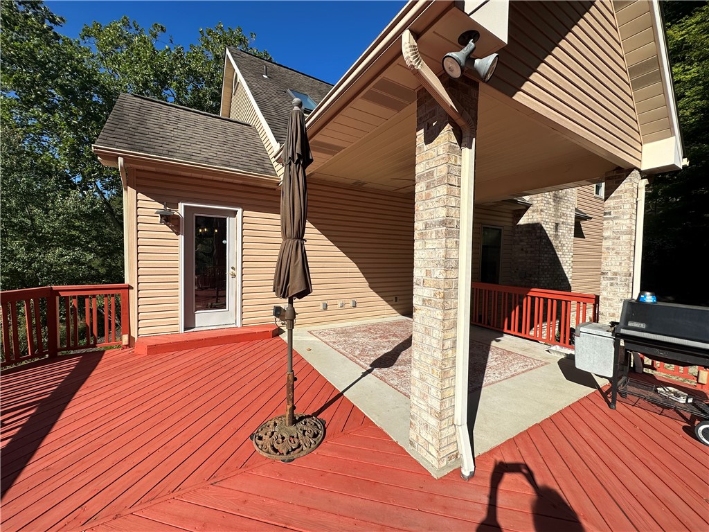 Ross Twp, Pennsylvania 15229, United States, 5 Bedrooms Bedrooms, ,3 BathroomsBathrooms,Residential,Contingent,70538