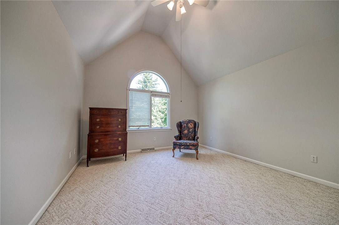 Ross Twp, Pennsylvania 15229, United States, 5 Bedrooms Bedrooms, ,3 BathroomsBathrooms,Residential,Contingent,70538