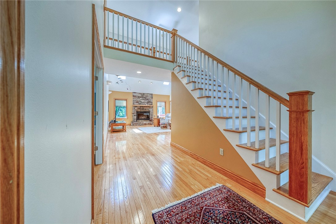 Ross Twp, Pennsylvania 15229, United States, 5 Bedrooms Bedrooms, ,3 BathroomsBathrooms,Residential,Contingent,70538