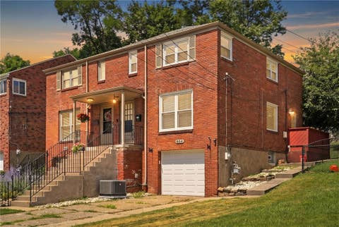 Photo of 654 Crystal Dr, Pittsburgh, PA 15228 (MLS # 1762652)
