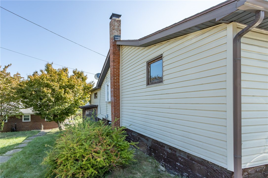 151 Summit Ave