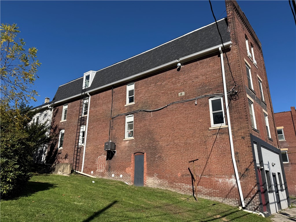 601 Kendall Ave