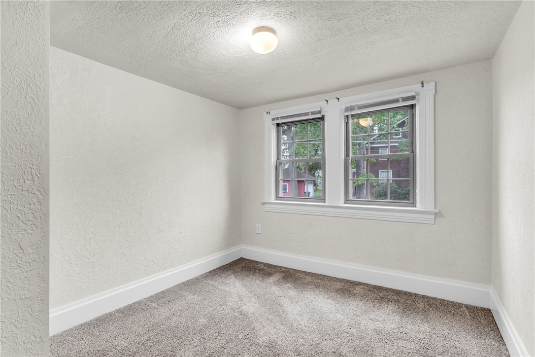 Ellwood City - Law, Pennsylvania 16117, United States, 2 Bedrooms Bedrooms, ,2 BathroomsBathrooms,Residential,Active,139931