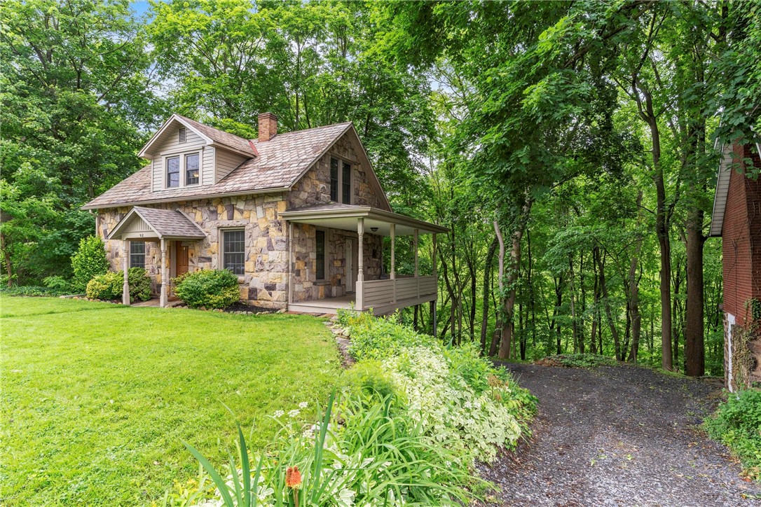 Ellwood City - Law, Pennsylvania 16117, United States, 2 Bedrooms Bedrooms, ,2 BathroomsBathrooms,Residential,Active,139931