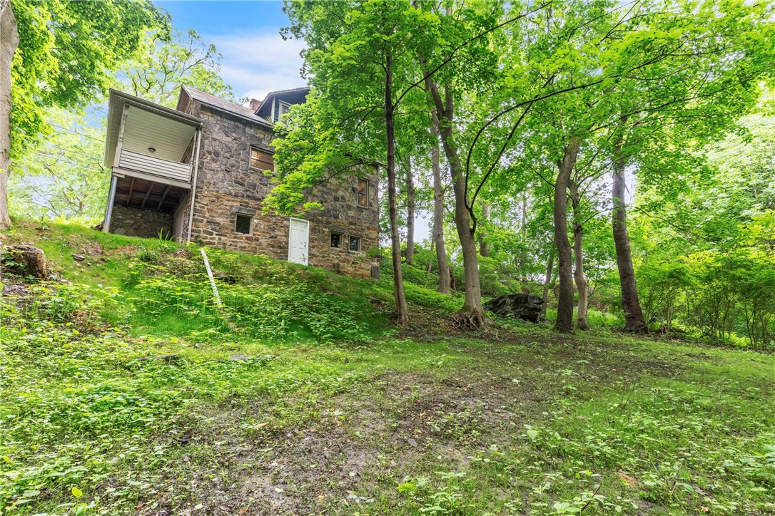 Ellwood City - Law, Pennsylvania 16117, United States, 2 Bedrooms Bedrooms, ,2 BathroomsBathrooms,Residential,Active,139931