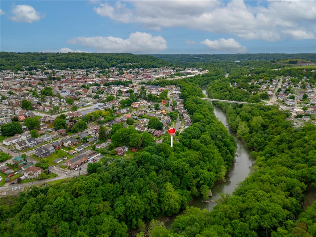 Ellwood City - Law, Pennsylvania 16117, United States, 2 Bedrooms Bedrooms, ,2 BathroomsBathrooms,Residential,Active,139931