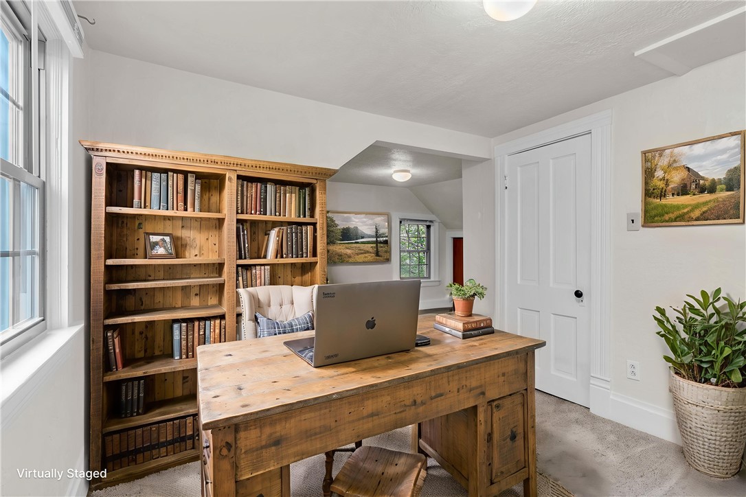 Ellwood City - Law, Pennsylvania 16117, United States, 2 Bedrooms Bedrooms, ,2 BathroomsBathrooms,Residential,Active,139931