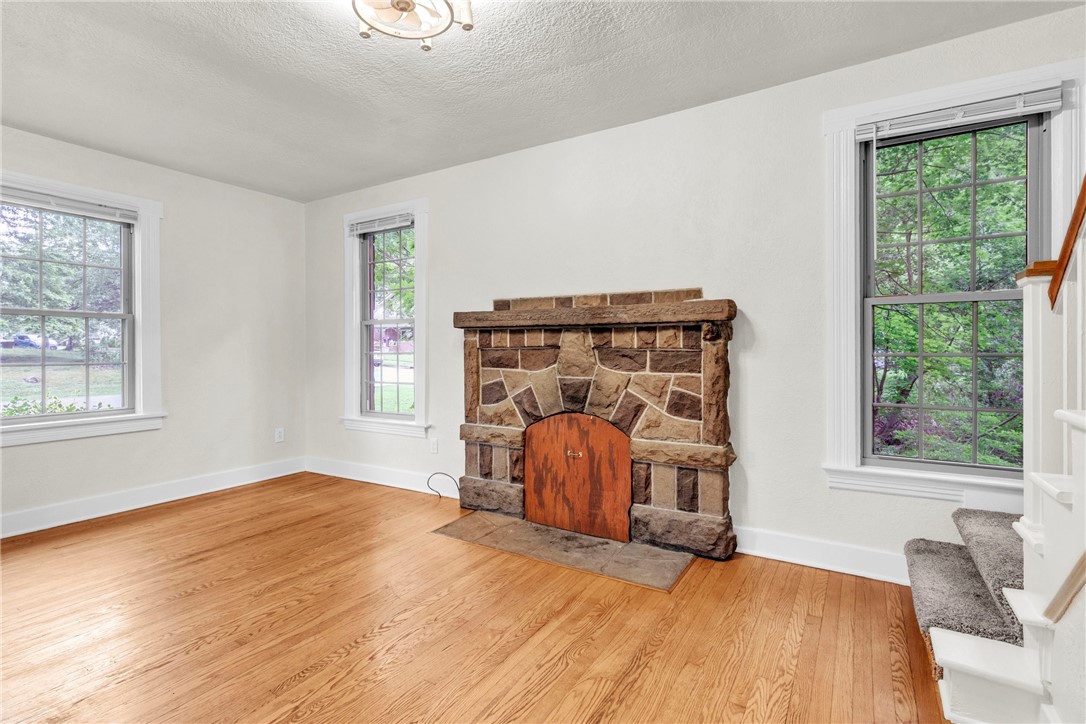 Ellwood City - Law, Pennsylvania 16117, United States, 2 Bedrooms Bedrooms, ,2 BathroomsBathrooms,Residential,Active,139931