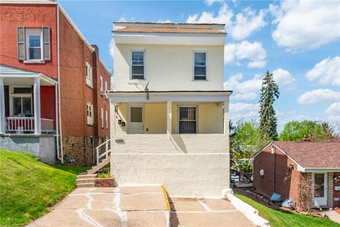 Photo of 1248 Dagmar Ave, Pittsburgh, PA 15216 (MLS # 1749274)