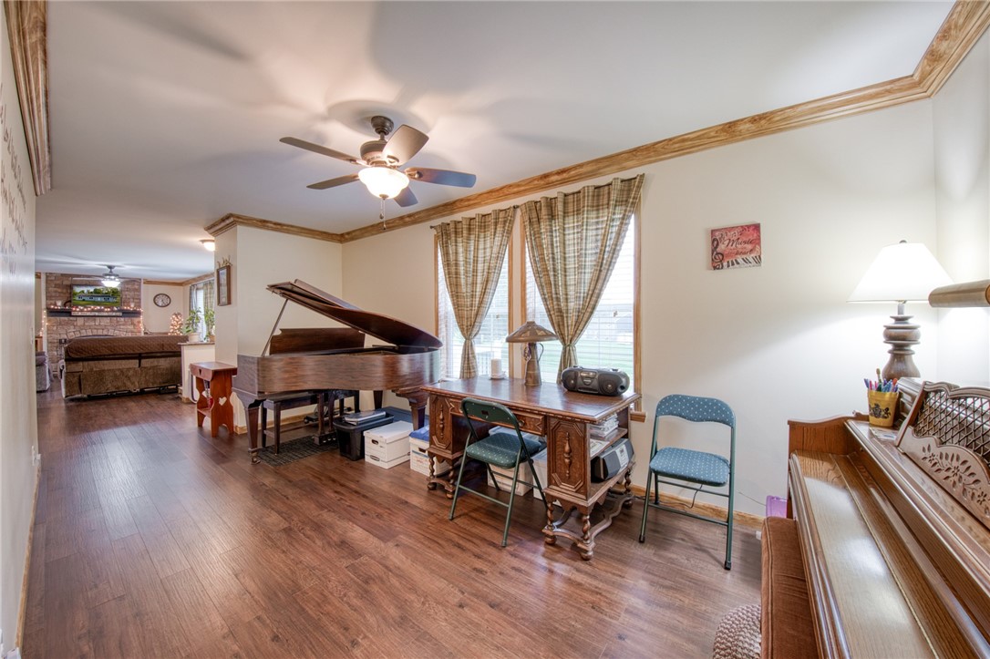 Sewickley Twp, Pennsylvania 15637, United States, 3 Bedrooms Bedrooms, ,2 BathroomsBathrooms,Residential,Active,182523