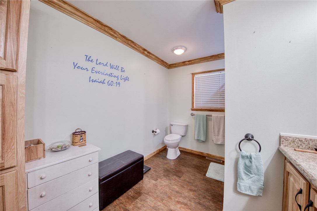 Sewickley Twp, Pennsylvania 15637, United States, 3 Bedrooms Bedrooms, ,2 BathroomsBathrooms,Residential,Active,182523