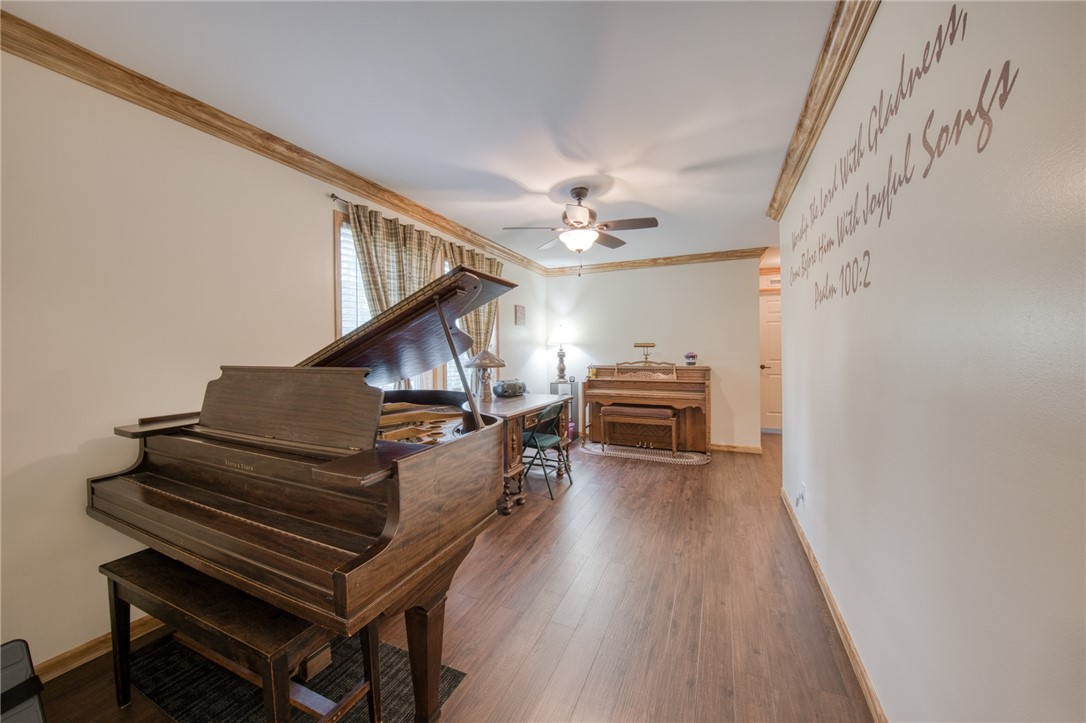 Sewickley Twp, Pennsylvania 15637, United States, 3 Bedrooms Bedrooms, ,2 BathroomsBathrooms,Residential,Active,182523