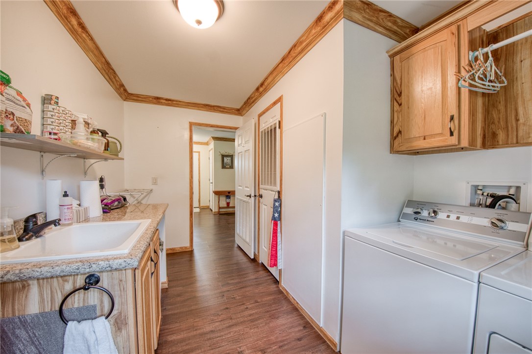 Sewickley Twp, Pennsylvania 15637, United States, 3 Bedrooms Bedrooms, ,2 BathroomsBathrooms,Residential,Active,182523