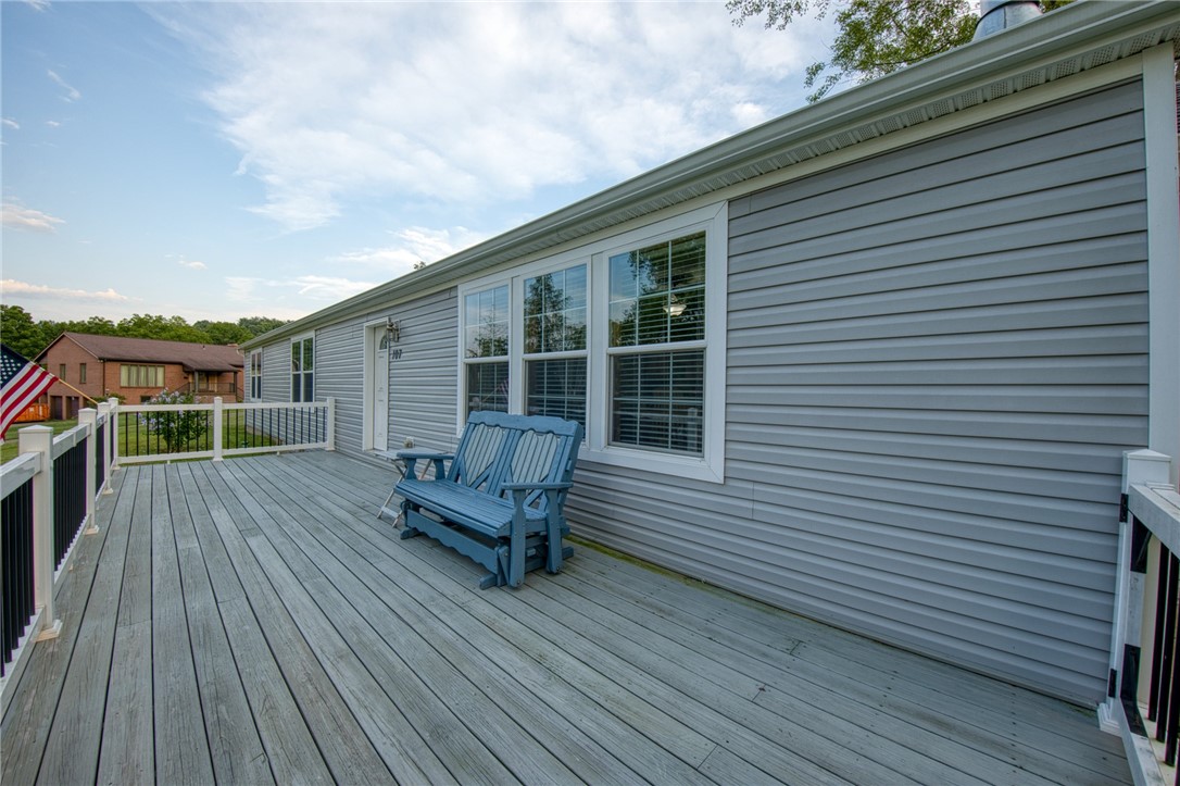 Sewickley Twp, Pennsylvania 15637, United States, 3 Bedrooms Bedrooms, ,2 BathroomsBathrooms,Residential,Active,182523