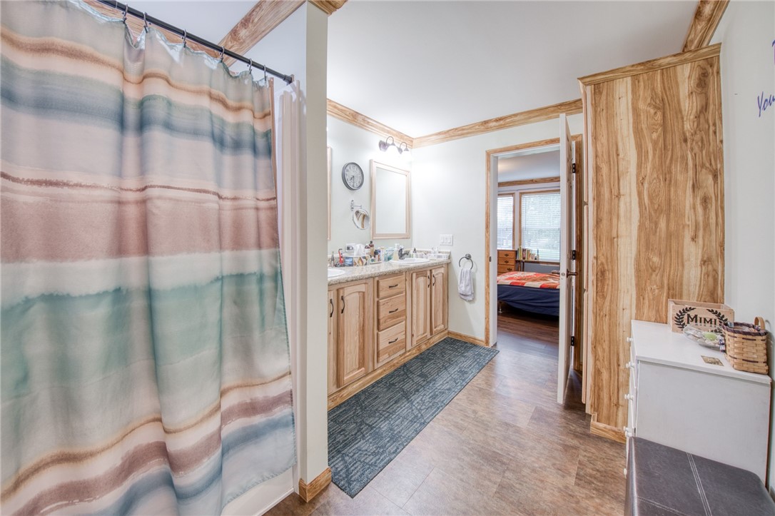 Sewickley Twp, Pennsylvania 15637, United States, 3 Bedrooms Bedrooms, ,2 BathroomsBathrooms,Residential,Active,182523