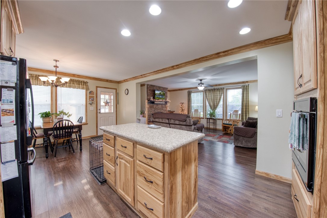 Sewickley Twp, Pennsylvania 15637, United States, 3 Bedrooms Bedrooms, ,2 BathroomsBathrooms,Residential,Active,182523