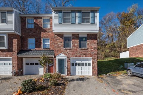 Photo of 315 Timberidge Dr, Bethel Park, PA 15102 (MLS # 1729684)