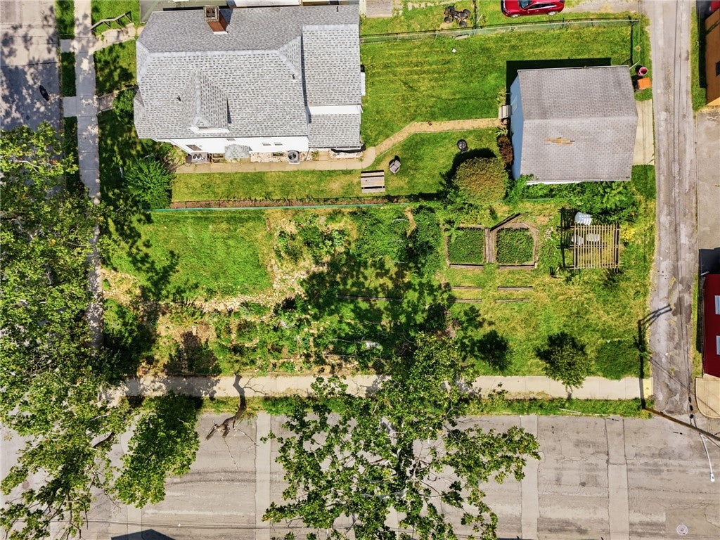 900 9th Ave