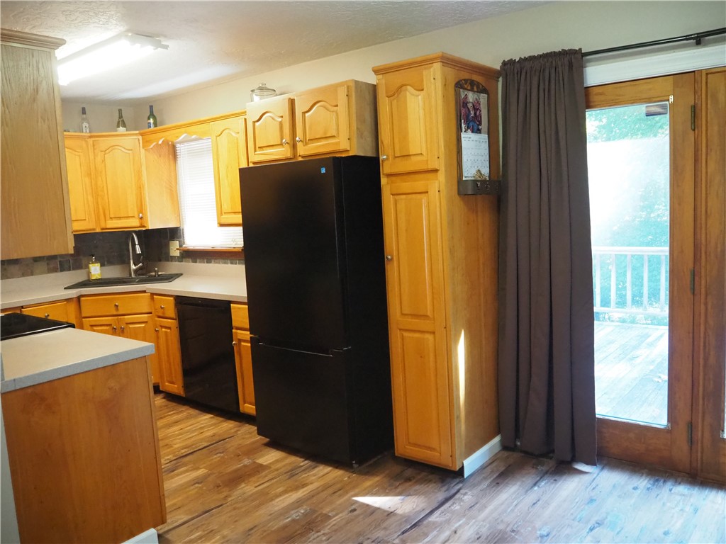 Venango Twp, Pennsylvania 16040, United States, 3 Bedrooms Bedrooms, ,2 BathroomsBathrooms,Residential,Active,188763