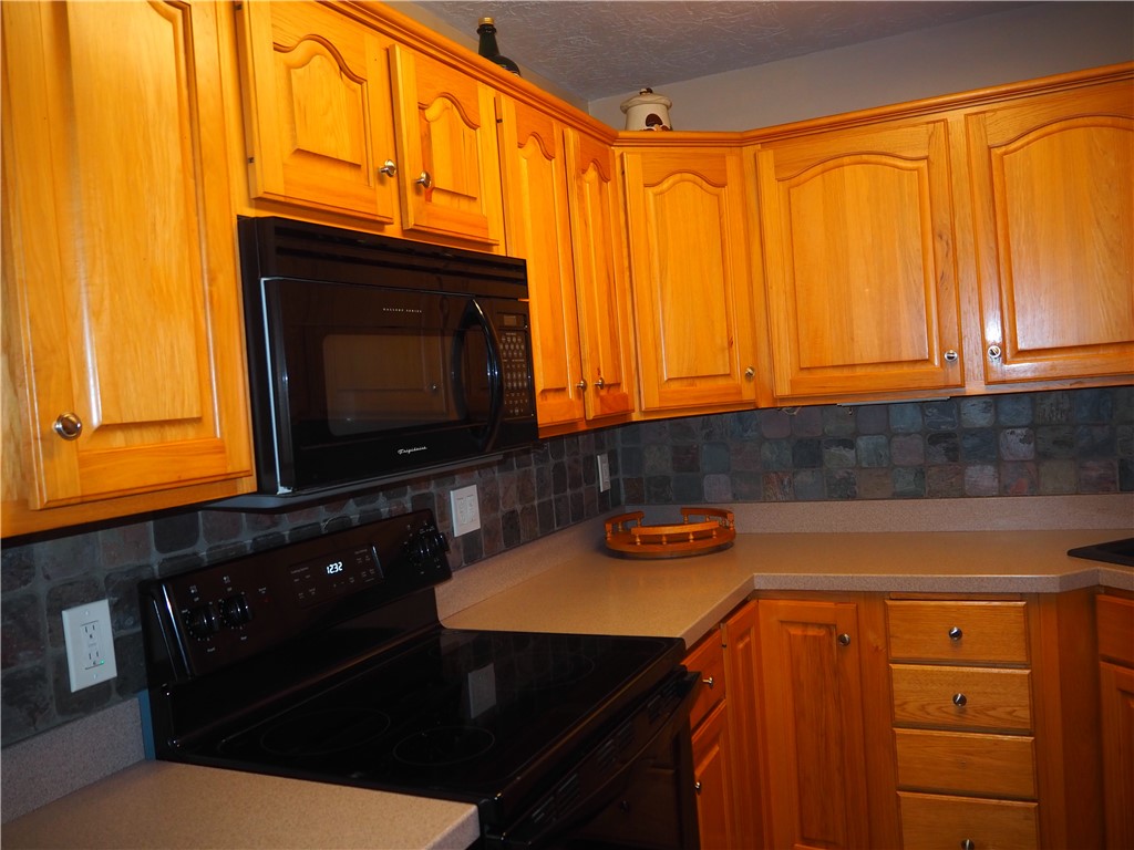 Venango Twp, Pennsylvania 16040, United States, 3 Bedrooms Bedrooms, ,2 BathroomsBathrooms,Residential,Active,188763