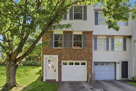 Photo for 1013 Cottonwood Court