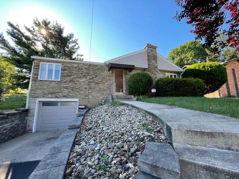 1055 Greentree Road Green Tree PA 15220