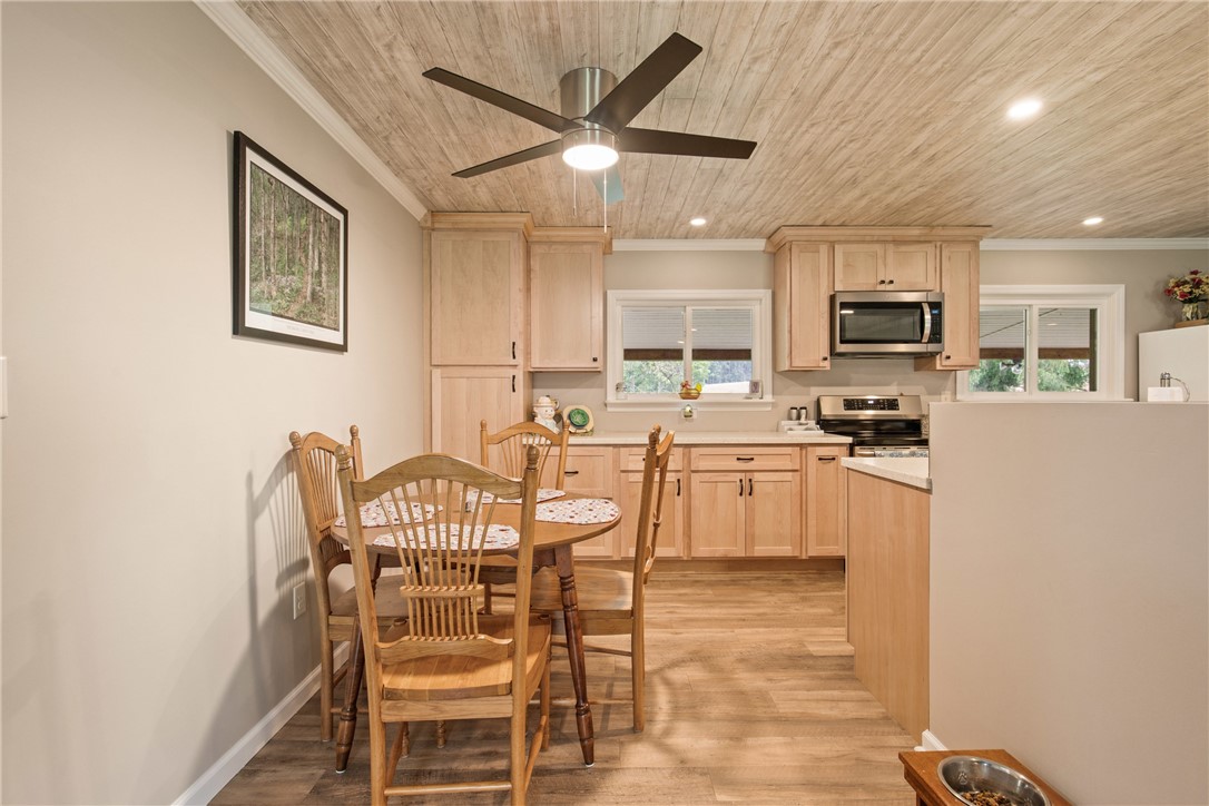 Upper Turkeyfoot Twp, Pennsylvania 15551, United States, 3 Bedrooms Bedrooms, ,2 BathroomsBathrooms,Residential,Pending,186698