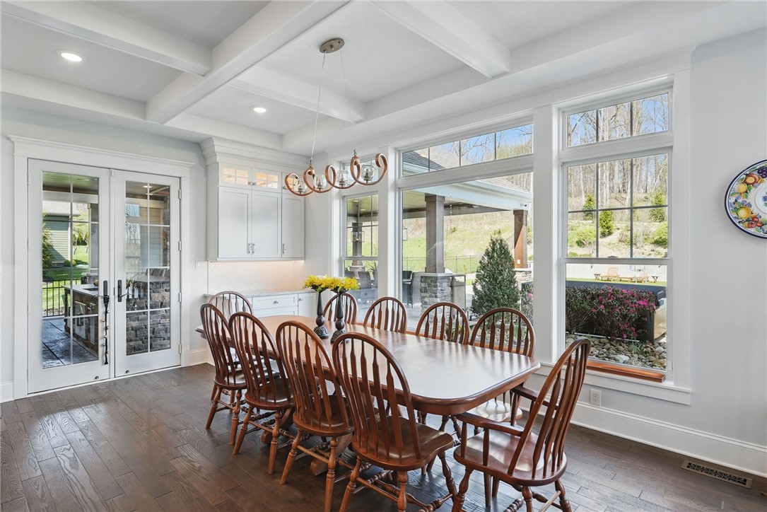 Cranberry Twp, Pennsylvania 16066, United States, 6 Bedrooms Bedrooms, ,6 BathroomsBathrooms,Residential,Active,116284