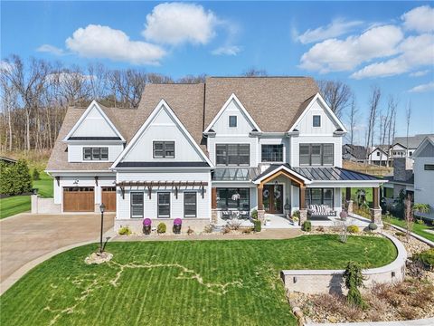 133 Morningside Dr Cranberry Twp PA 16066