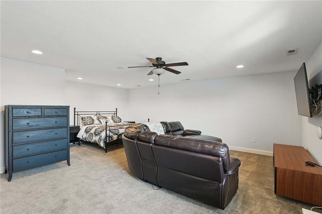 Cranberry Twp, Pennsylvania 16066, United States, 6 Bedrooms Bedrooms, ,6 BathroomsBathrooms,Residential,Active,116284