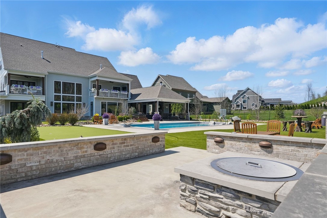 Cranberry Twp, Pennsylvania 16066, United States, 6 Bedrooms Bedrooms, ,6 BathroomsBathrooms,Residential,Active,116284