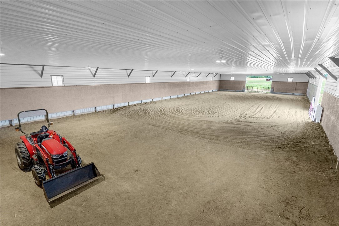 South Pymatuning Twp, Pennsylvania 16150, United States, 4 Bedrooms Bedrooms, ,4 BathroomsBathrooms,Residential,Active,55287