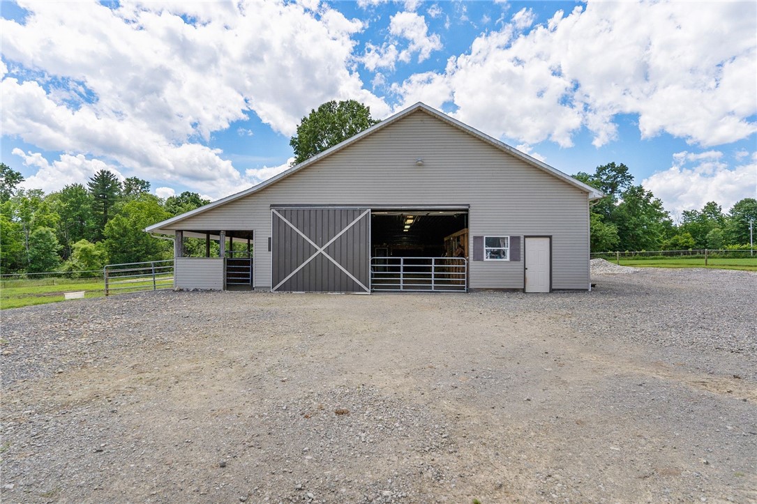 South Pymatuning Twp, Pennsylvania 16150, United States, 4 Bedrooms Bedrooms, ,4 BathroomsBathrooms,Residential,Active,55287