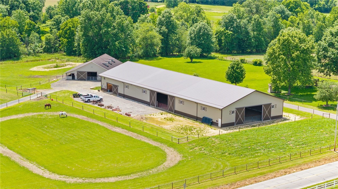 South Pymatuning Twp, Pennsylvania 16150, United States, 4 Bedrooms Bedrooms, ,4 BathroomsBathrooms,Residential,Active,55287