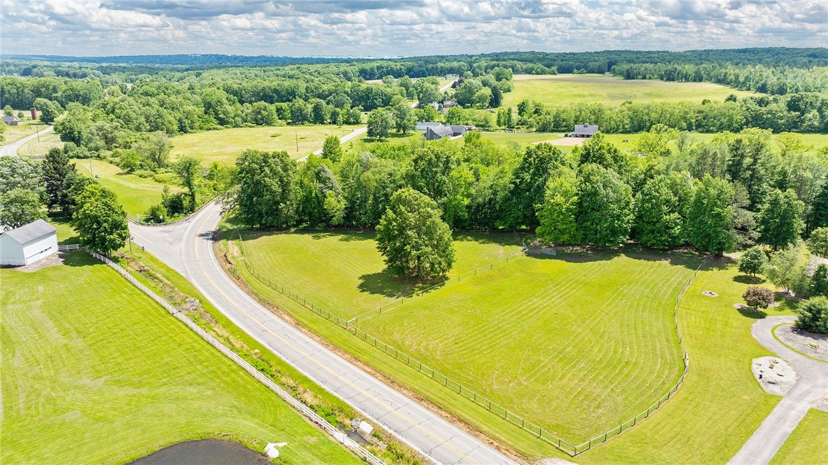 South Pymatuning Twp, Pennsylvania 16150, United States, 4 Bedrooms Bedrooms, ,4 BathroomsBathrooms,Residential,Active,55287