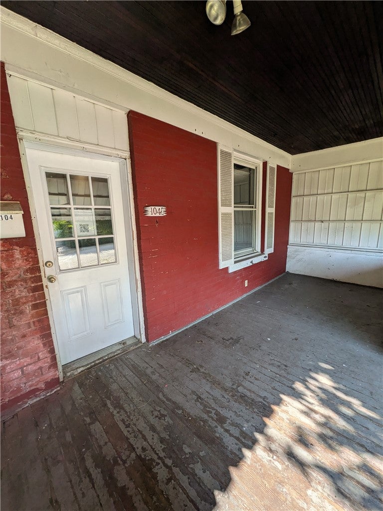 104 Fulton Pl