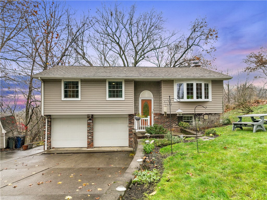 Hopewell Twp - Bea, Pennsylvania 15001, United States, 3 Bedrooms Bedrooms, ,2 BathroomsBathrooms,Residential,Pending,31061