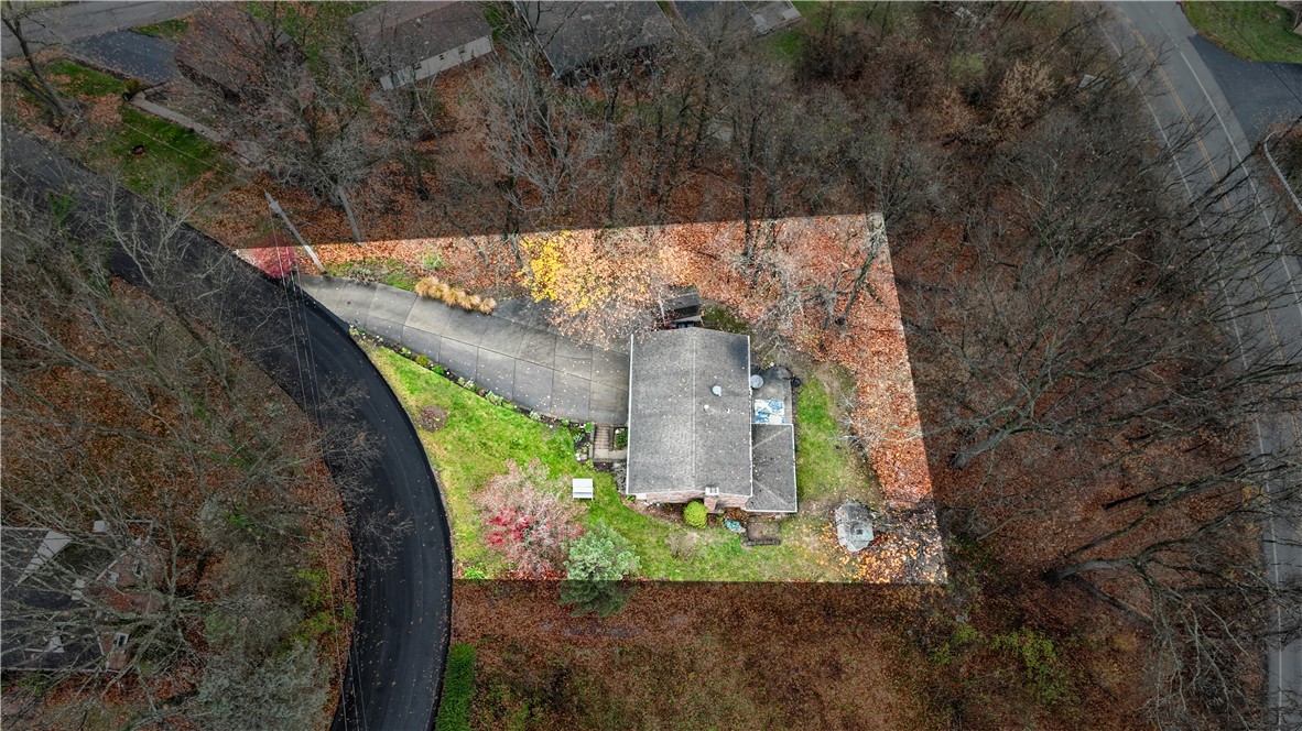 Hopewell Twp - Bea, Pennsylvania 15001, United States, 3 Bedrooms Bedrooms, ,2 BathroomsBathrooms,Residential,Pending,31061