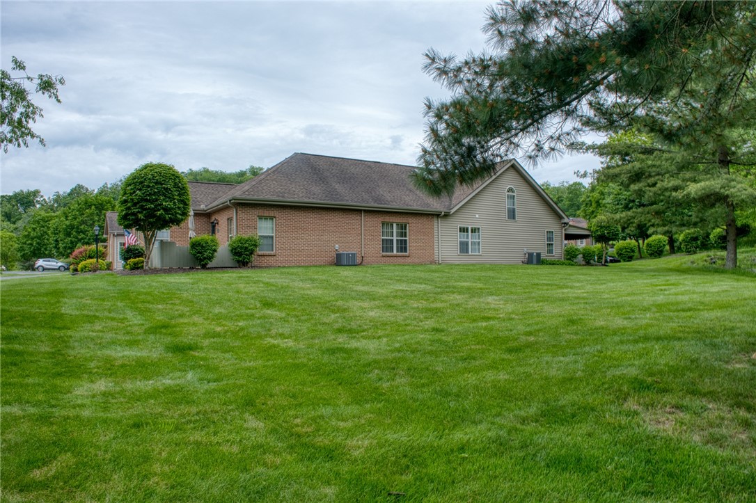 1420 Greenbriar Dr Dr, South Park, Pennsylvania image 30