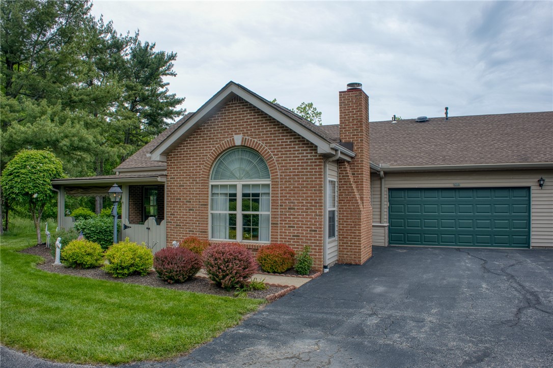 1420 Greenbriar Dr Dr, South Park, Pennsylvania image 1