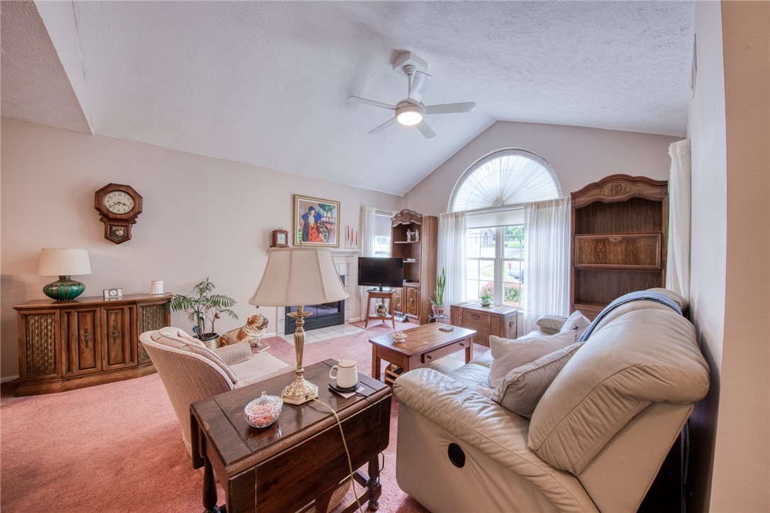 1420 Greenbriar Dr Dr, South Park, Pennsylvania image 5