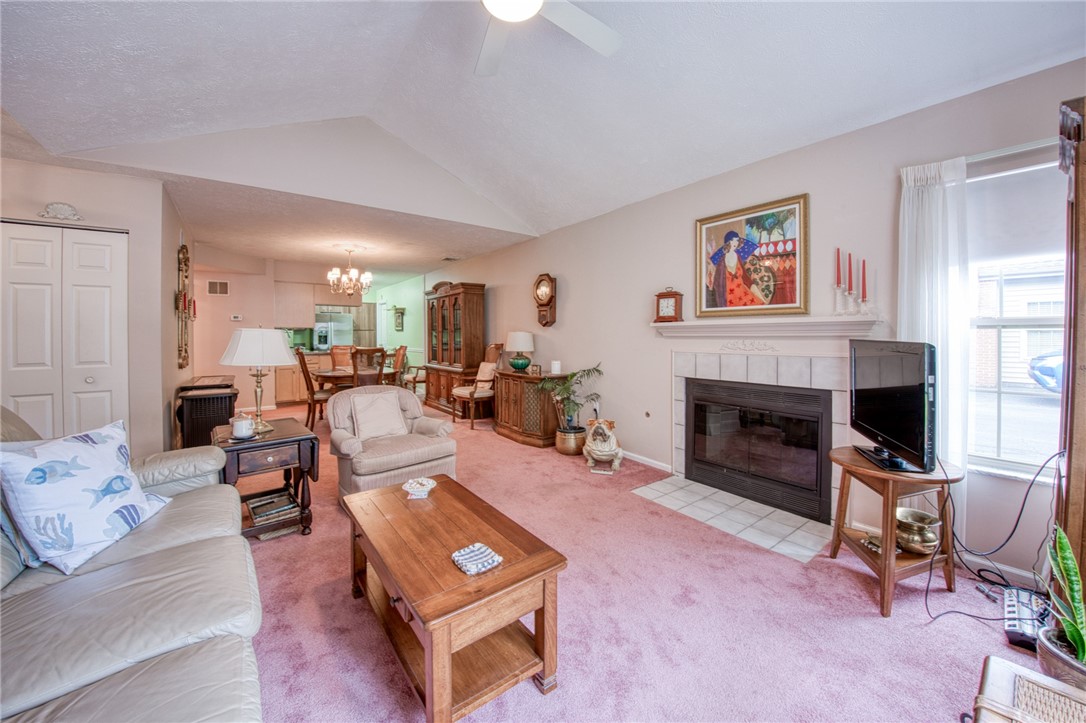 1420 Greenbriar Dr Dr, South Park, Pennsylvania image 6