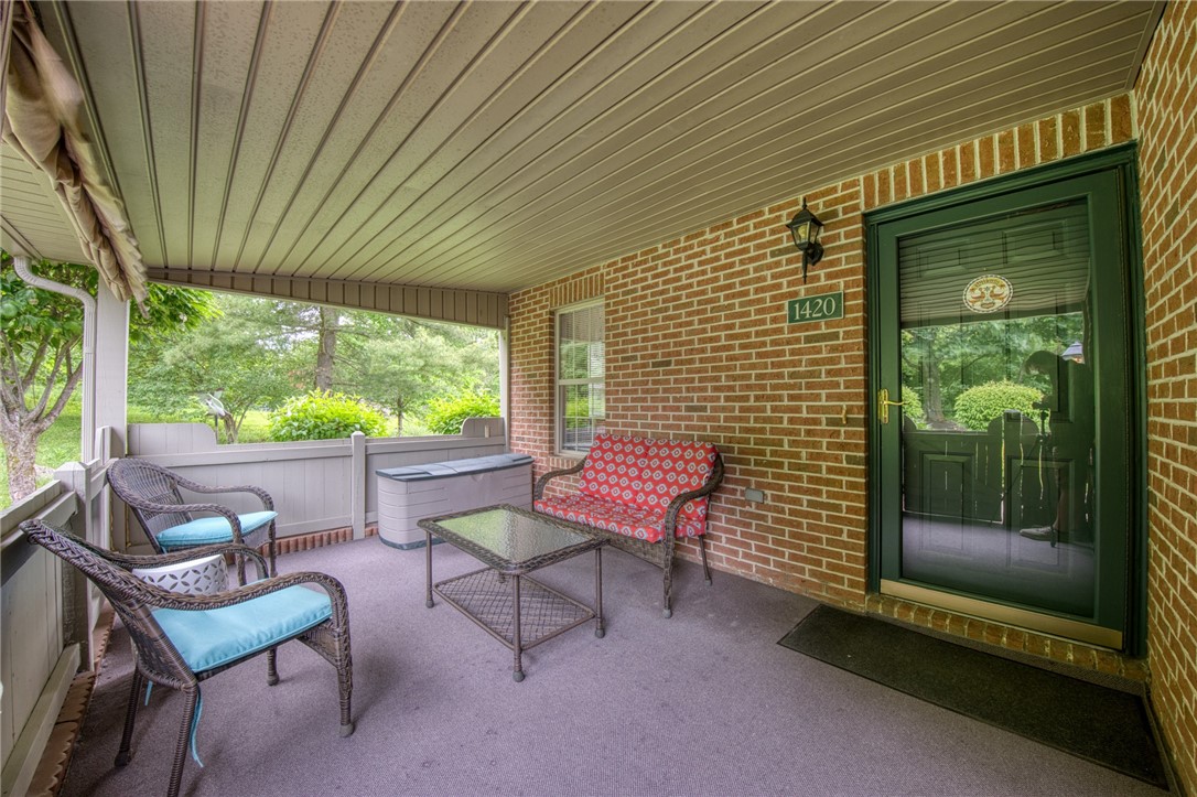1420 Greenbriar Dr Dr, South Park, Pennsylvania image 2