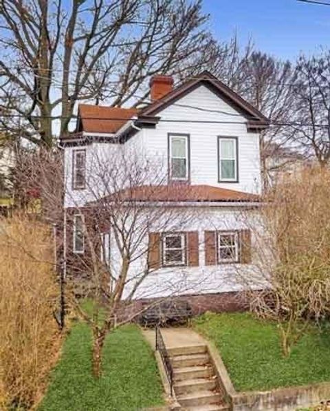 Photo of 1920 Kenneth Ave, New Kensington, PA 15068 (MLS # 1739531)