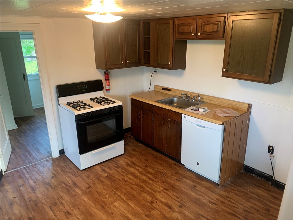 Penn Hills, Pennsylvania 15235, United States, 2 Bedrooms Bedrooms, ,1 BathroomBathrooms,Residential,Active,222994