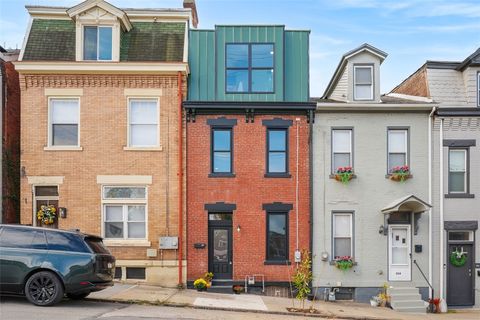Photo of 256 46th St, Pittsburgh, PA 15201 (MLS # 1725985)
