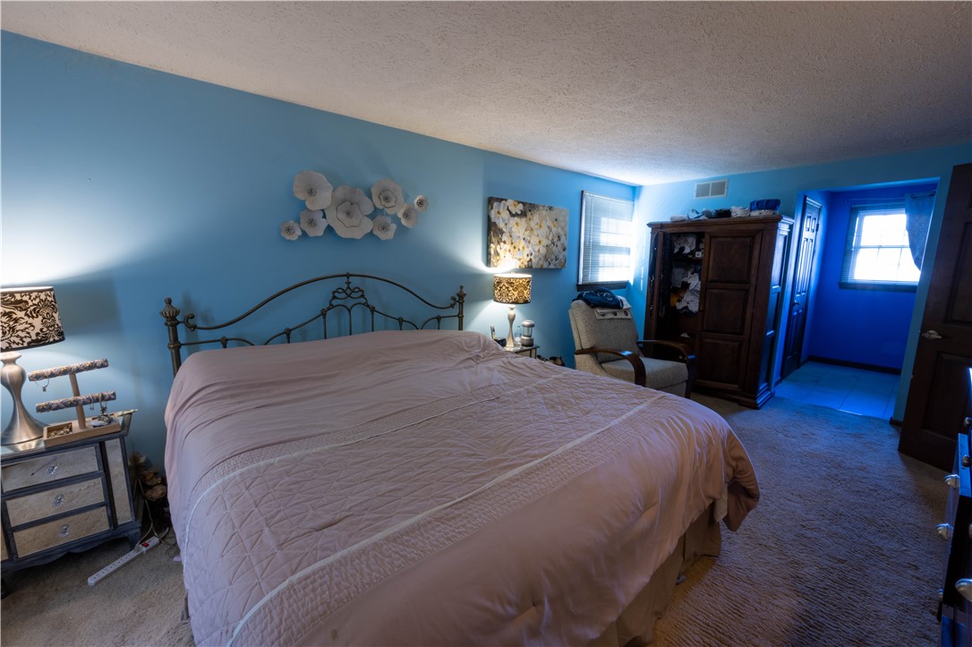 254 Hillcrest Dr Dr, New Kensington, Pennsylvania image 17