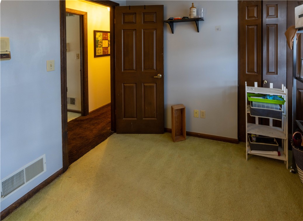 254 Hillcrest Dr Dr, New Kensington, Pennsylvania image 24