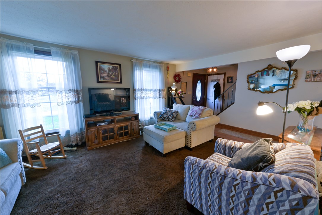 254 Hillcrest Dr Dr, New Kensington, Pennsylvania image 5