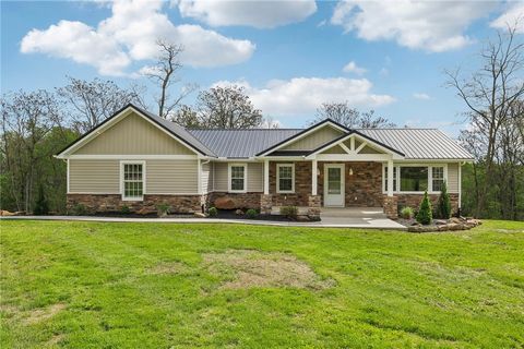 Photo for 574 Hollow Rd